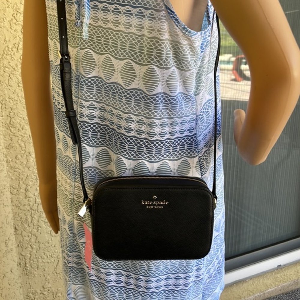 Kate Spade Madison Mini Camera Bag
COLOR:
Black 
NWT - Picture 16 of 16